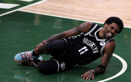 Brooklyn Nets’ Kyrie Irving Leaves Game 4 with Injured Right Ankle