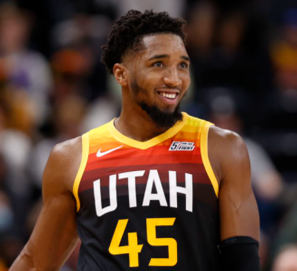 Donovan Mitchell Helps Jazz Rout Knicks in Third Straight Victory