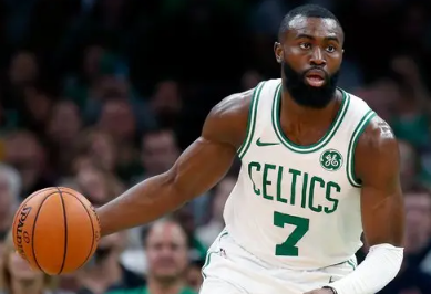 Reports: Celtics Offer Jaylen Brown to Nets in KD Trade Rumors