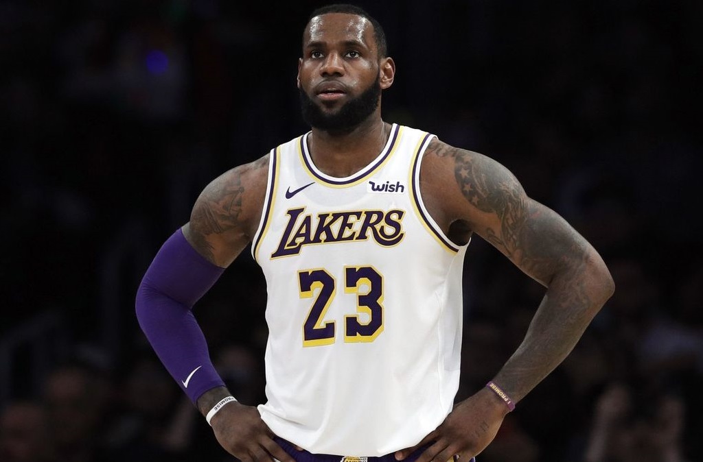 Lebron James still determined despite Lakers' slim playoff chances